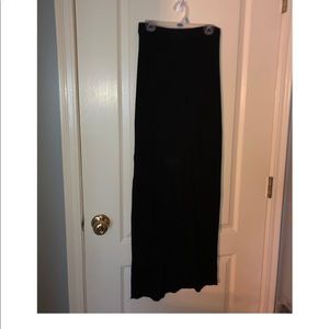 Black maxi skirt with slit